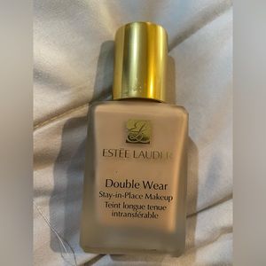 Estee Lauder Double Wear Makeup